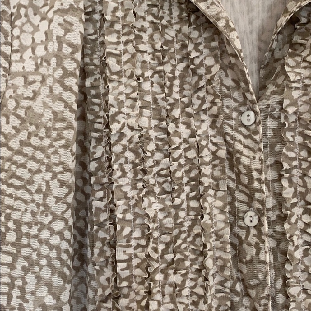 Frilly Blouse - Picture 5 of 7